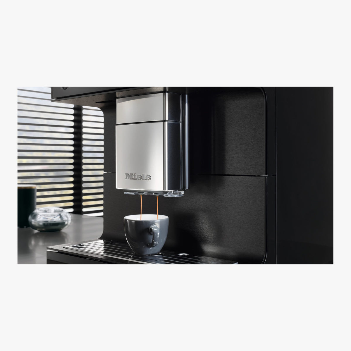 Miele Espressomaskine CM 7350 CoffeePassion (DEMO)