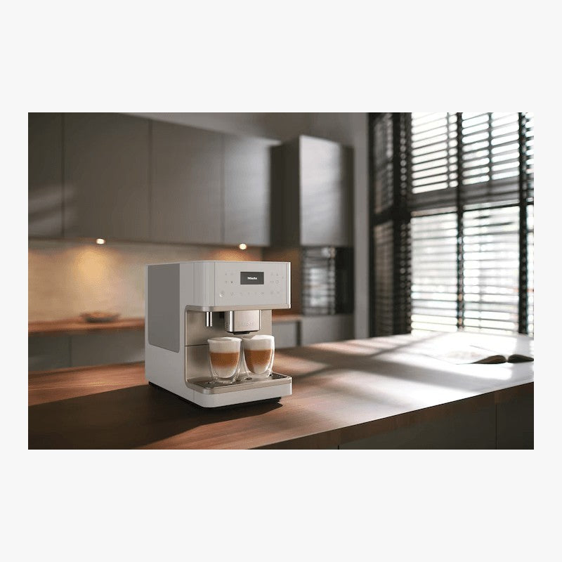 Miele Espressomaskine CM 6360 MilkPerfection Lotushvid/Guld RESTORDRE