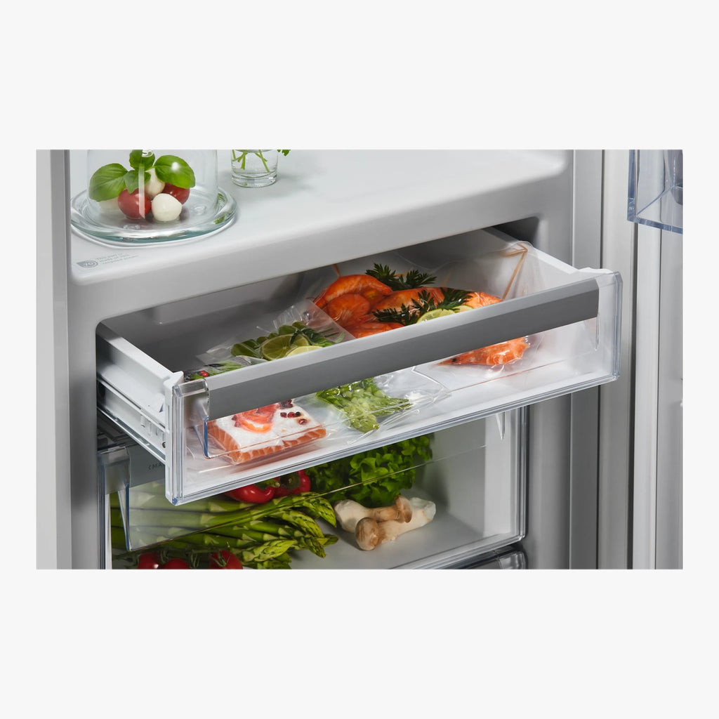 AEG Integrerbart køleskab TK9ZS181DC