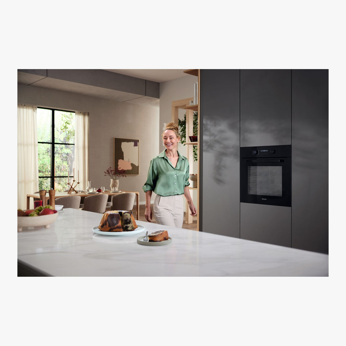 Miele Indbygningsovn H 2861 B Obsidiansort