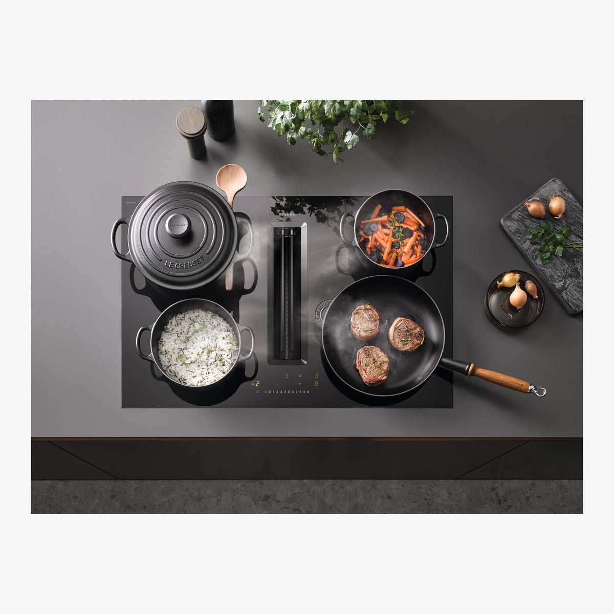 Miele Induktionskogeplade med emhætte KMDA 7272-1 FL Silence