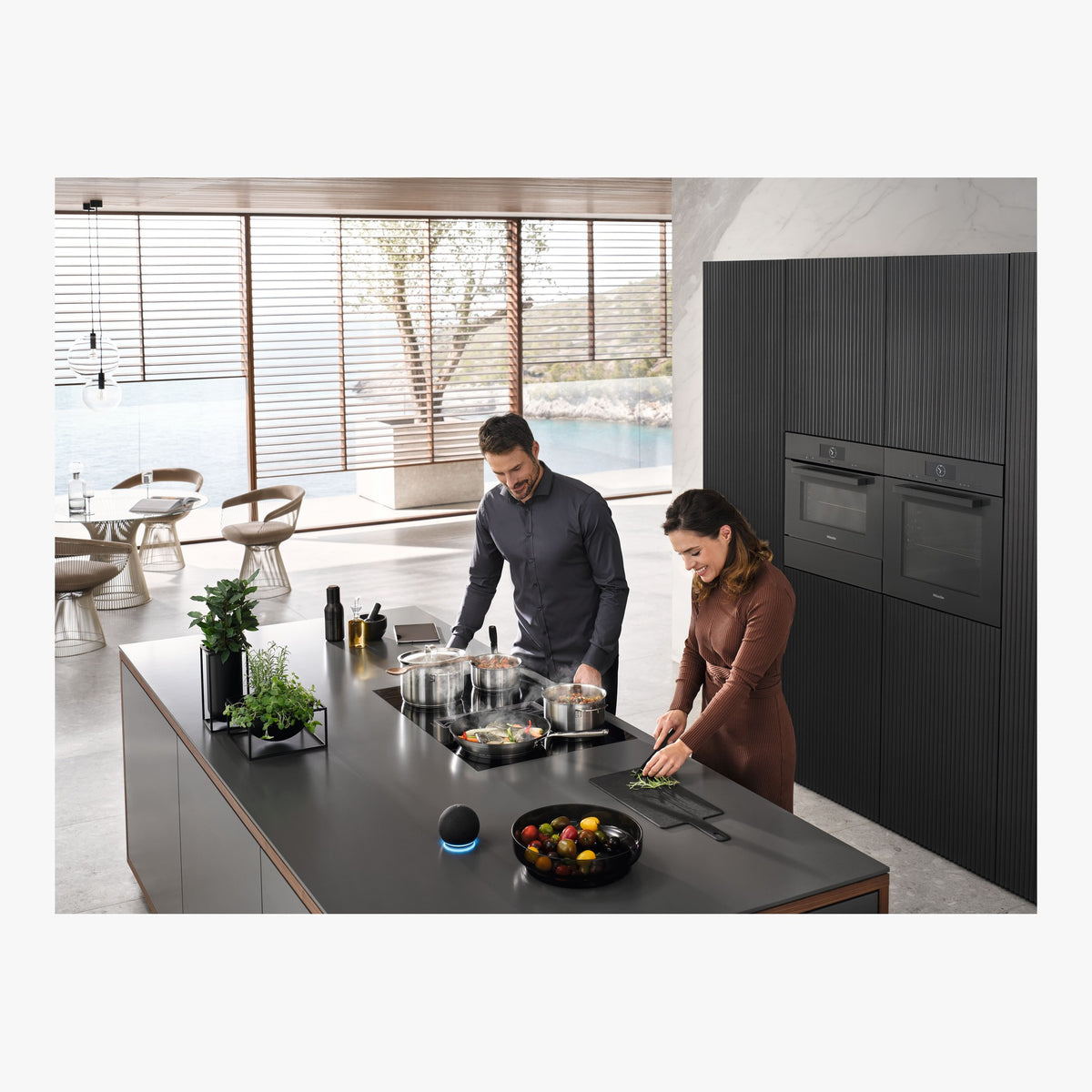 Miele Induktionskogeplade med emhætte KMDA 7272-1 FL Silence