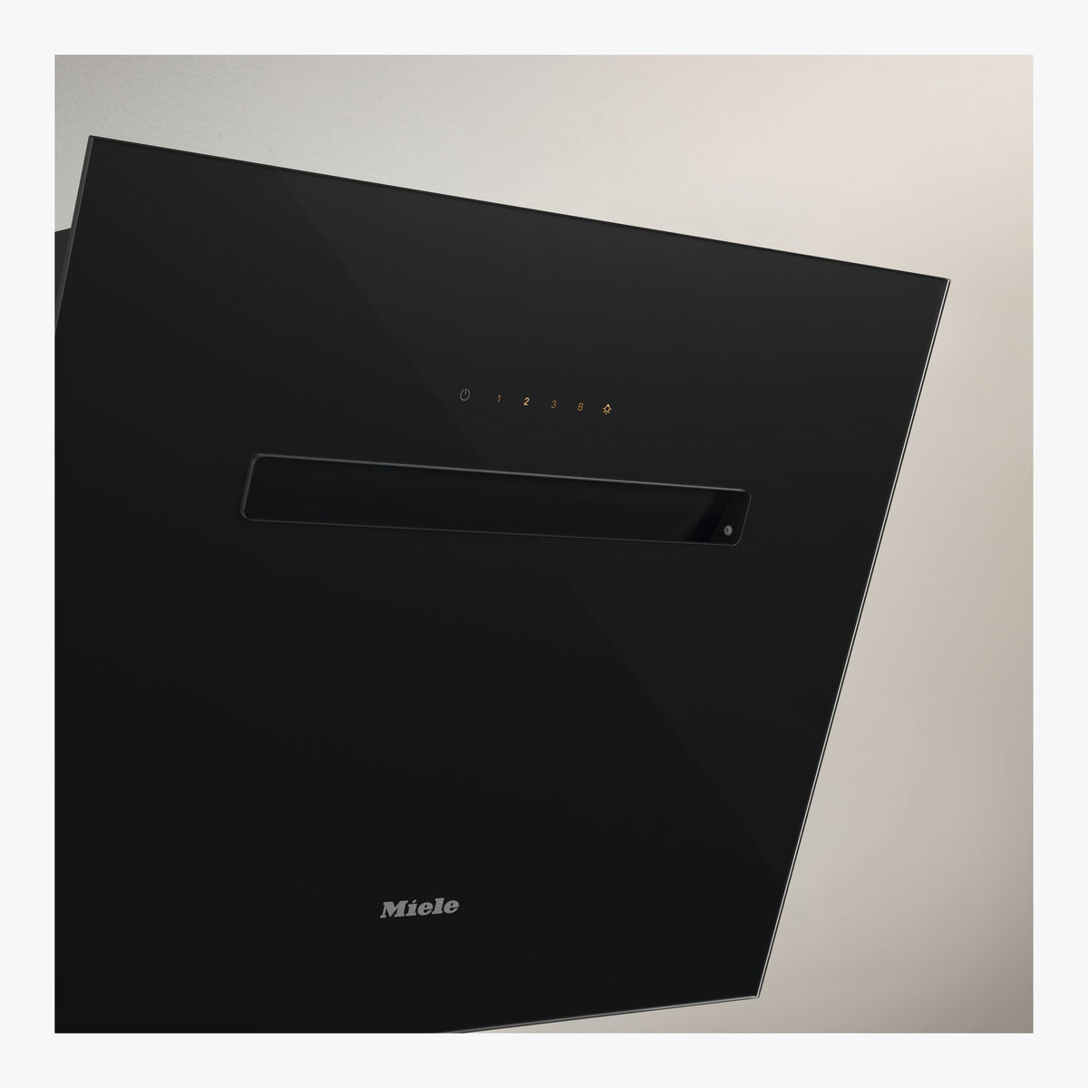 Miele Væghængt emhætte DAH 1650 Active Obsidiansort