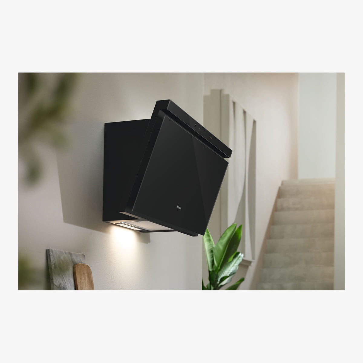 Miele Væghængt emhætte DAH 4970 Sienna Obsidiansort